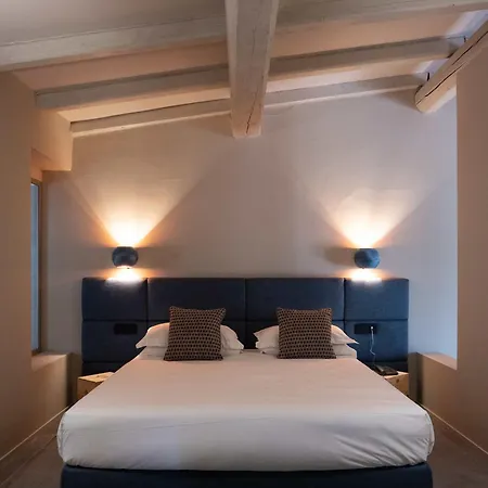 Stazzo Lu Ciaccaru Hotel 4*